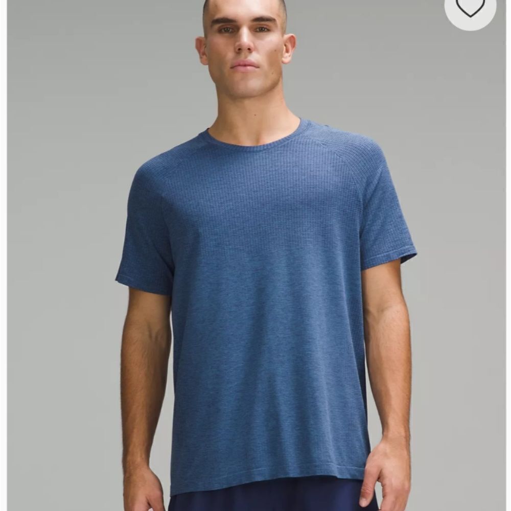 Lululemon Metal Vent Short Sleeve Shirt Sz XL